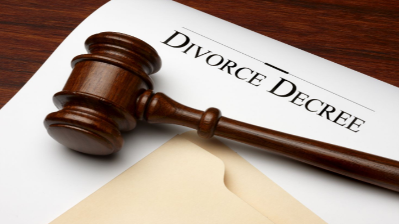 Speaking to a Divorce Lawyer in Auburn, Indiana Early On Can Be Valuable